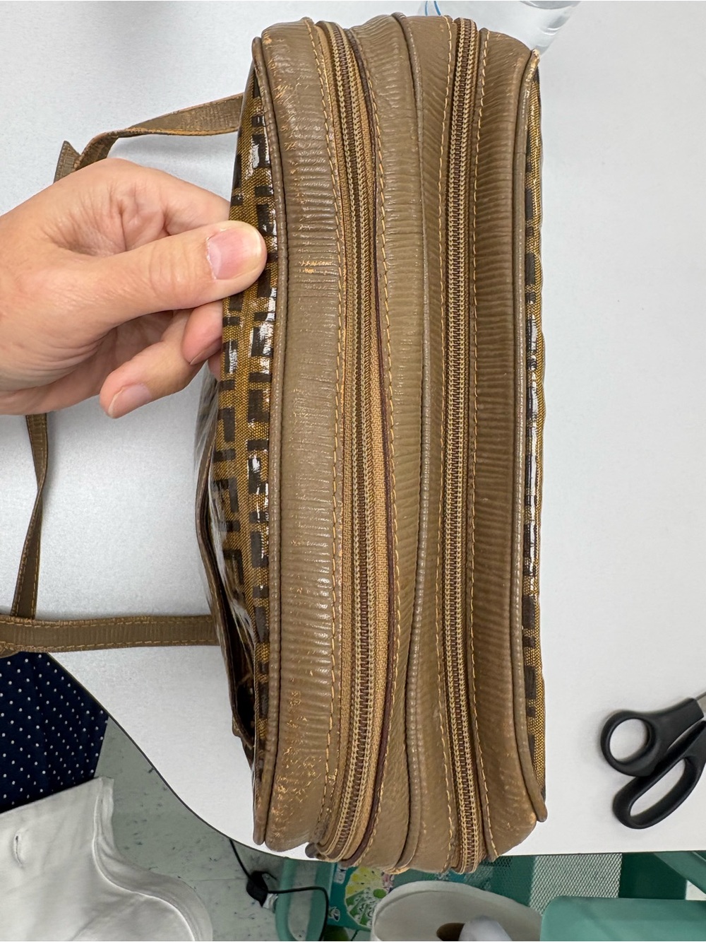 Authentic Vintage FENDI Zucca Double Zip Crossbody Messenger Bag *READ* - Picture 14 of 16
